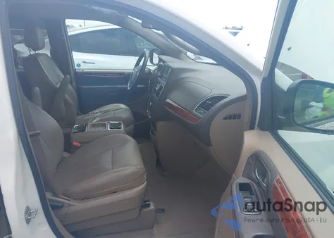 2012 Chrysler Town & Country Touring z USA, uszkodzony, nr VIN 2C4RC1BGXCR337591